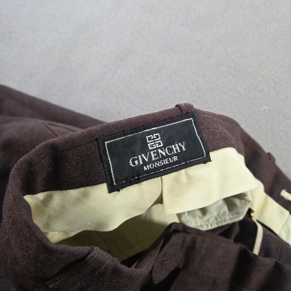 Givenchy vintage monsieur